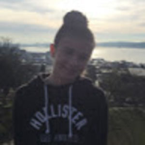 Meet your Posher, Claudia